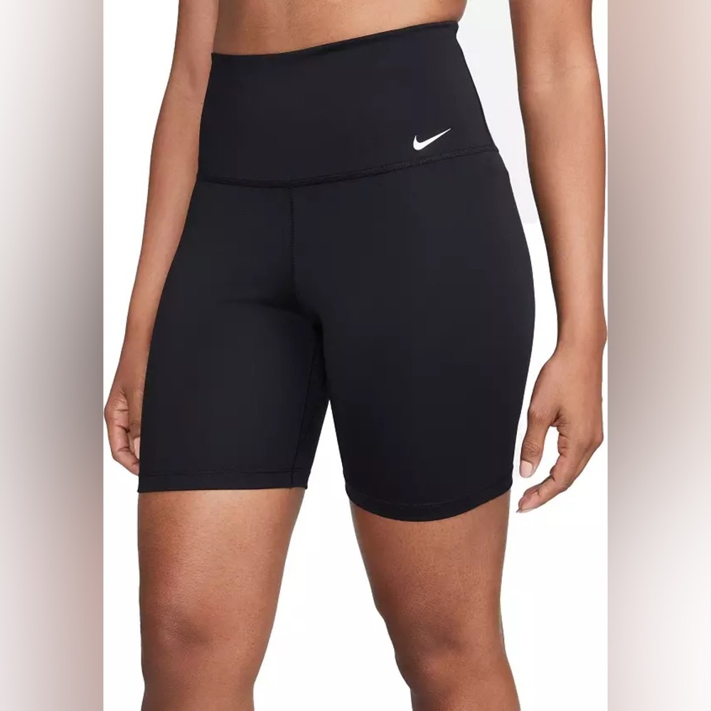 NWT Nike Women's Black High-Waisted 7" Inch Inseam Shorts